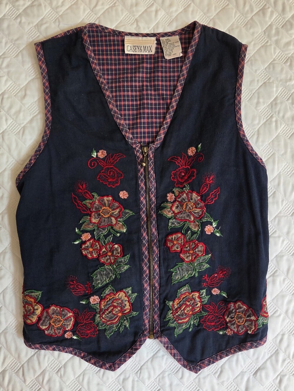 Vintage Casey & Max Embroidered Floral Vest M Medium Navy Plaid Trim Cotton 90s